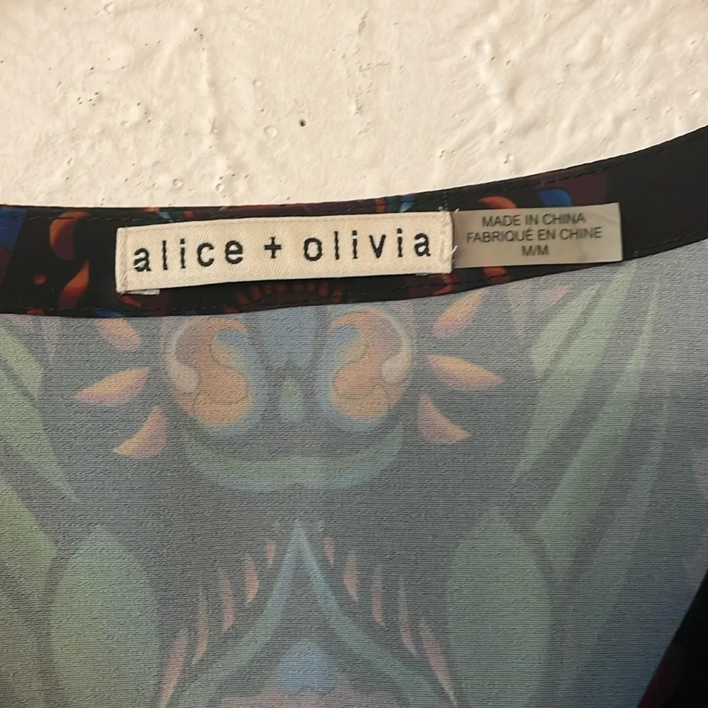 Alice + Olivia Women's Blouse Size M - Picture 2 of 4